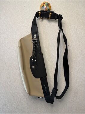 Longchamp Energy belt bag, taupe, never used